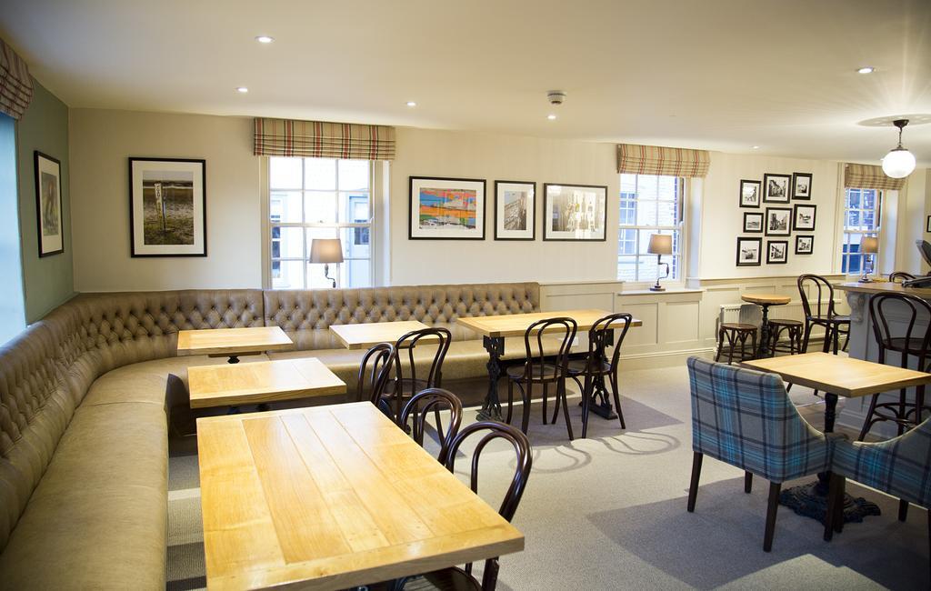 The White Horse Blakeney Hotel